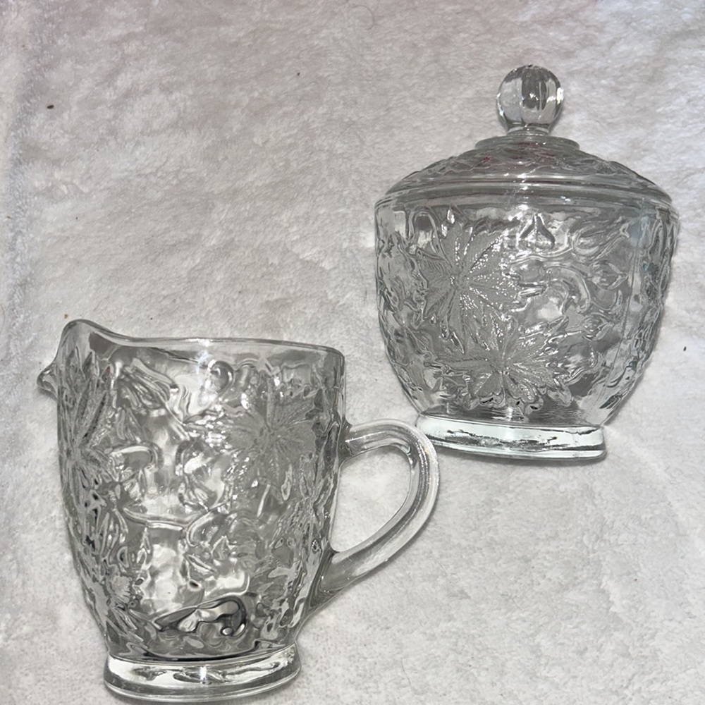Fantasía sugar bowl & creamer